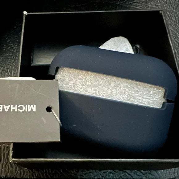 New Michael Kors Navy Blue AirPods Case with Box - Picture 2 of 5